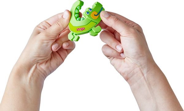Produktbild: HABA Greifling Kroko mit Rillen gr&uuml;n