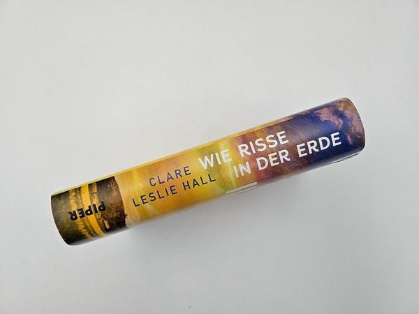 Wie Risse in der Erde