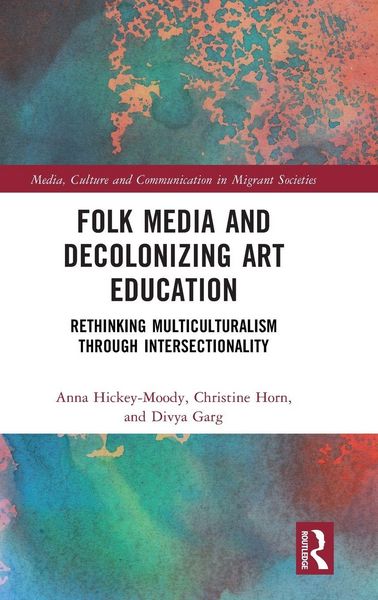 Produktbild: Folk Media and Decolonizing Art Education