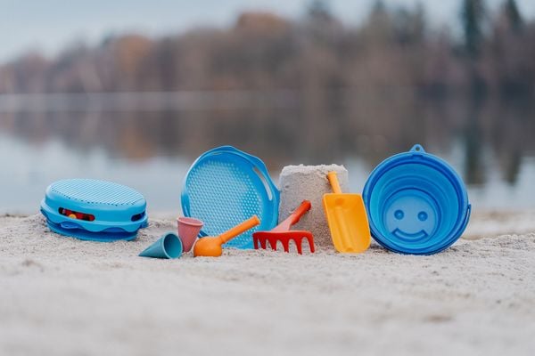 Produktbild: Schildkr&ouml;t Funsports - 7in1 Sand Toys Falteimer Set - blau