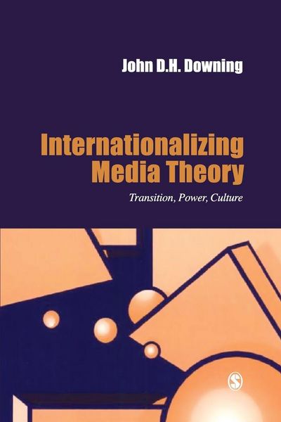 Produktbild: Internationalizing Media Theory