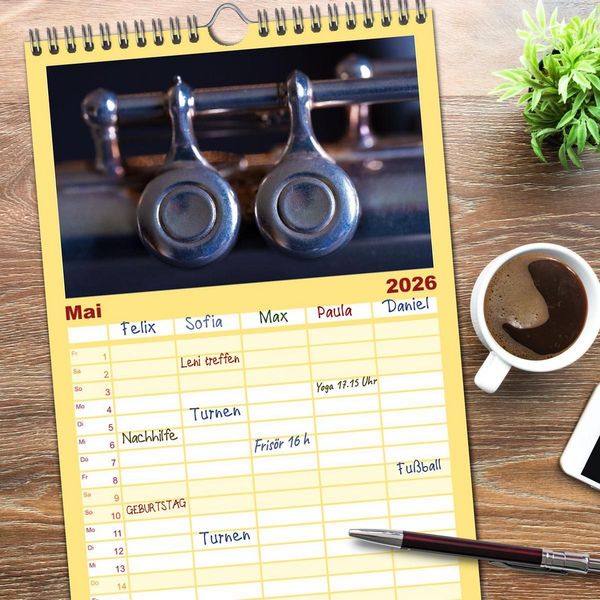 Produktbild: Familienplaner 2026 - Die Querfl&ouml;te, ein herrliches Instrument mit 5 Spalten (Wandkalender, 21 x 45 cm) CALVENDO