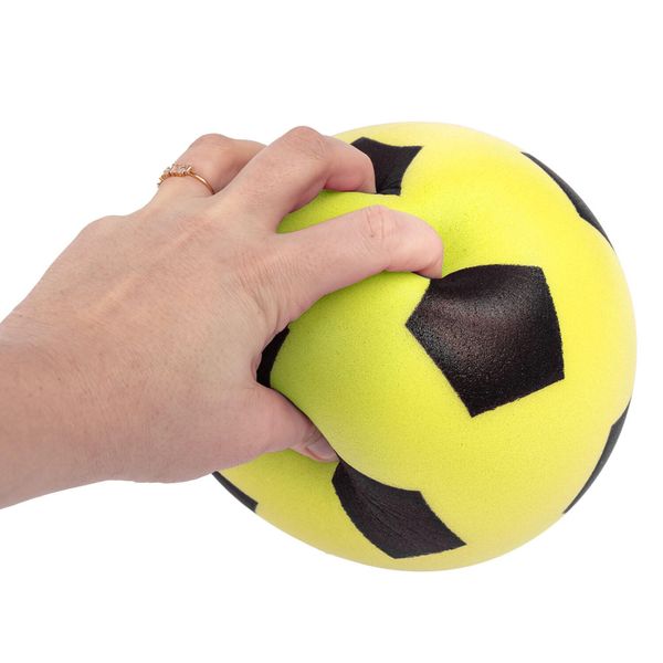 Produktbild: Idena Softball gelb rot blau &Oslash;20cm 3fach sortiert