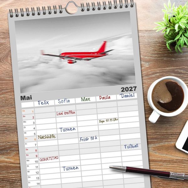 Produktbild: Familienplaner 2027 - BLITZschnell - Z&uuml;ge und Flugzeuge in Bewegung - Color-Key mit 5 Spalten (Wandkalender, 21 x 45 cm) CALVENDO