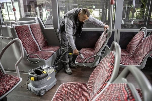 Produktbild: K&auml;rcher Professional Puzzi 8/1 *EU 1.100-240.0 Waschsauger 1200W 7l