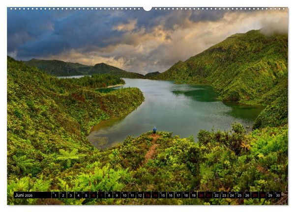 Produktbild: Sao Miguel Azoren - Vulkanisch gepr&auml;gte Trauminsel im Atlantik (hochwertiger Premium Wandkalender 2026 DIN A2 quer), Kunstdruck in Hochglanz