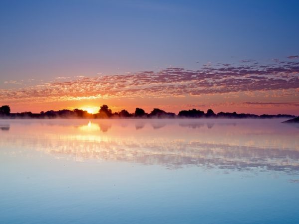 Produktbild: CALVENDO Puzzle Der Sonnenaufgang an der Elbe | 1000 Teile Lege-Gr&ouml;&szlig;e 64x48cm Foto-Puzzle f&uuml;r gl&uuml;ckliche Stunden