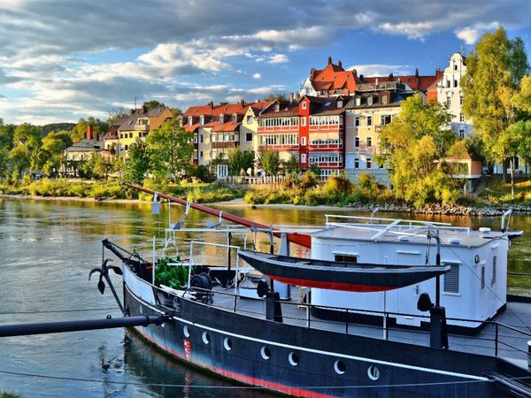 Produktbild: CALVENDO Puzzle Regensburg | 1000 Teile Lege-Gr&ouml;&szlig;e 64x48cm Foto-Puzzle f&uuml;r gl&uuml;ckliche Stunden