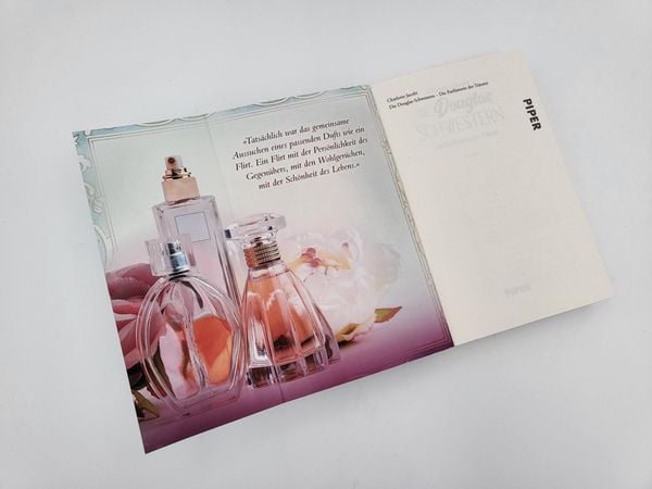Produktbild: Die Douglas-Schwestern &ndash; Die Parf&uuml;merie der Tr&auml;ume