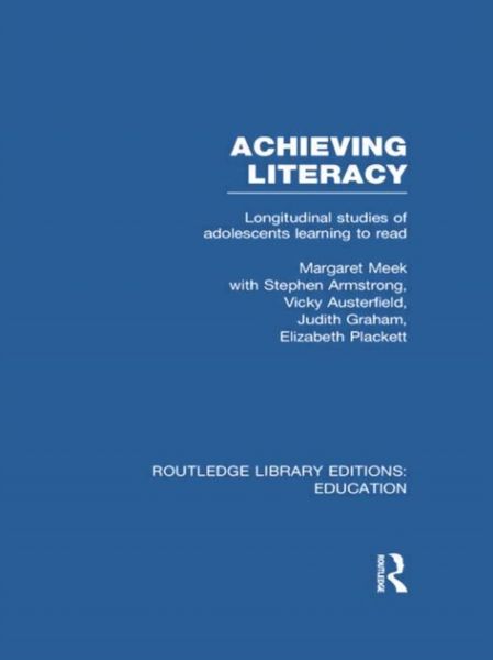 Produktbild: Meek, M: Achieving Literacy