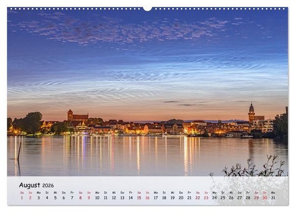Produktbild: Zwischen See und Himmel - Waren (M&uuml;ritz) im Wandel der Jahreszeiten (hochwertiger Premium Wandkalender 2026 DIN A2 quer), Kunstdruck in Hochglanz
