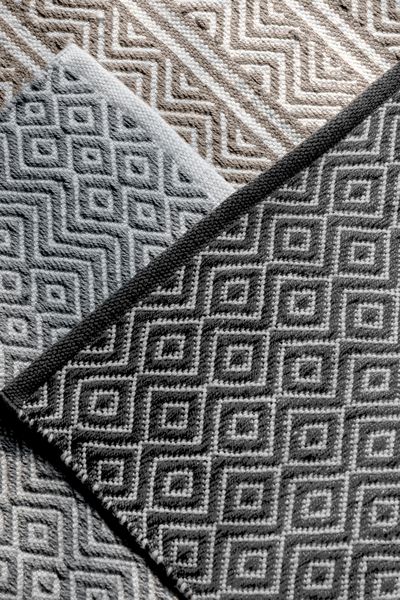 Produktbild: Badematte Mod. Abai, 50 x 80 cm, hergestellt aus recycelten PET-Flaschen
