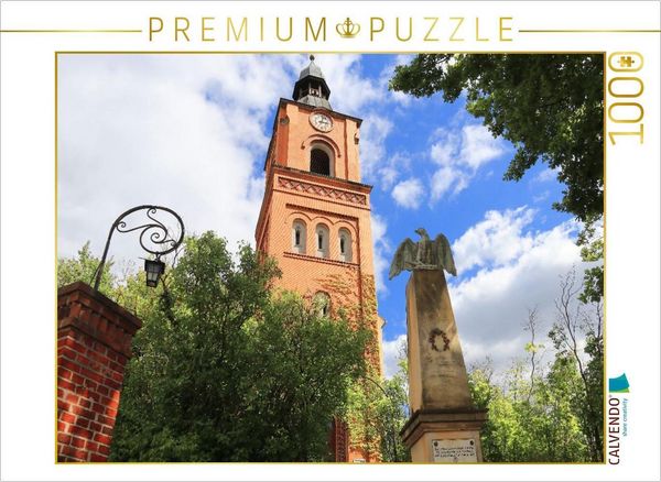 CALVENDO Puzzle Evangelische Stadtkirche Buckow mit Kriegerdenkmal | 1000 Teile Lege-Größe 64 × 48 cm Foto-Puzzle für glückliche Stunden