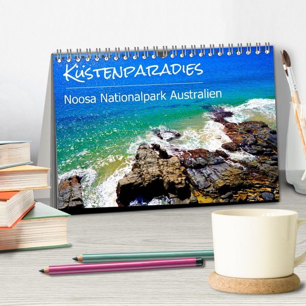 Produktbild: K&uuml;stenparadies - Noosa Nationalpark Australien (Tischkalender 2026 DIN A5 quer), CALVENDO Monatskalender