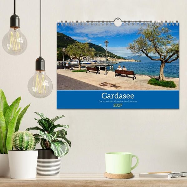 Produktbild: Gardasee - Die sch&ouml;nsten Momente am Gardasee (Wandkalender 2027 DIN A4 quer), CALVENDO Monatskalender