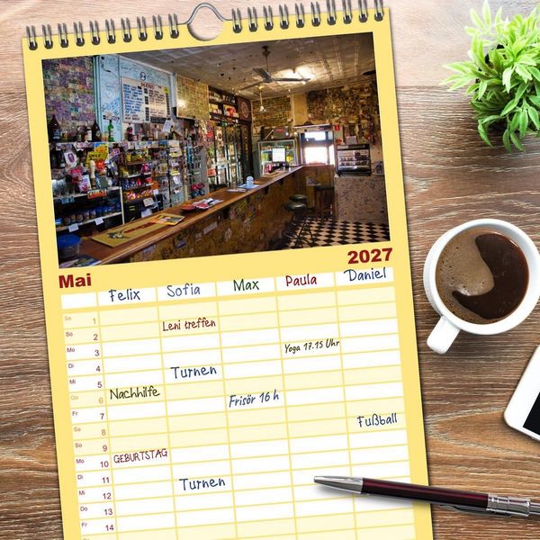 Produktbild: Familienplaner 2027 - Roadtrip durchs Outback &ndash; Australiens wilde Seele mit 5 Spalten (Wandkalender, 21 x 45 cm) CALVENDO
