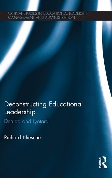 Produktbild: Deconstructing Educational Leadership