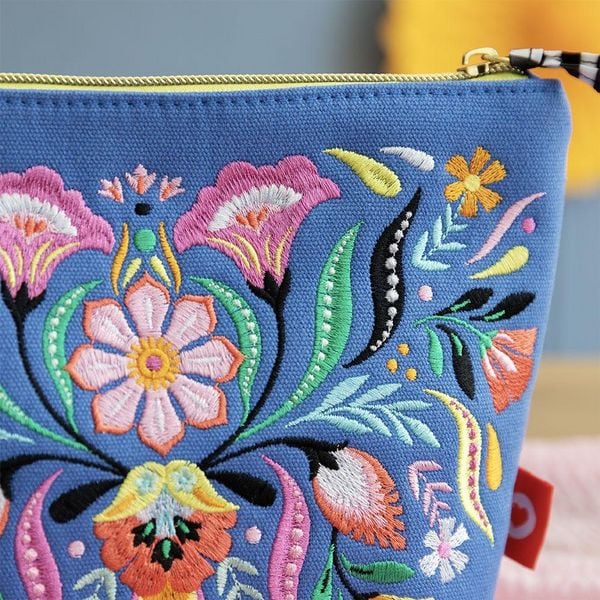 Produktbild: Fiesta del Sol Accessoirestasche bestickt, 18 x 24 cm, k&ouml;nigsblau