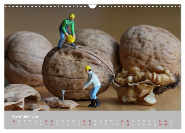 Produktbild: Das zweite Leben von Miniatur-Figuren (Wandkalender 2026 DIN A3 quer), CALVENDO Monatskalender