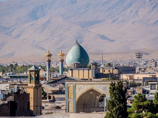 Produktbild: CALVENDO Puzzle Shiraz - Shah-Cheragh Heiligtum | 1000 Teile Lege-Gr&ouml;&szlig;e 64 &times; 48 cm Foto-Puzzle f&uuml;r gl&uuml;ckliche Stunden