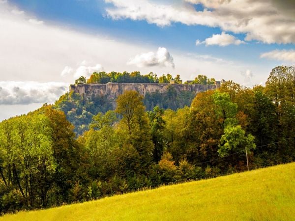 Produktbild: CALVENDO Puzzle Festung K&ouml;nigstein | 1000 Teile Lege-Gr&ouml;&szlig;e 64x48cm Foto-Puzzle f&uuml;r gl&uuml;ckliche Stunden