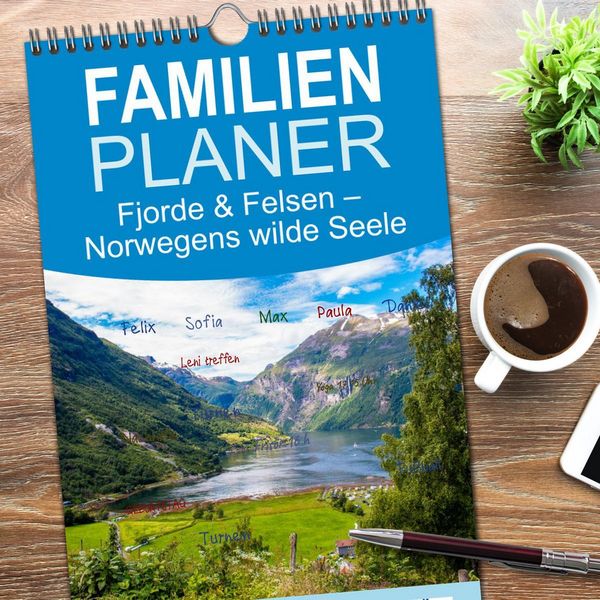 Produktbild: Familienplaner 2026 - Fjorde & Felsen &ndash; Norwegens wilde Seele mit 5 Spalten (Wandkalender, 21 x 45 cm) CALVENDO