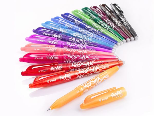 PILOT Tintenroller FriXion Ball 0.7 (M) 15er Set