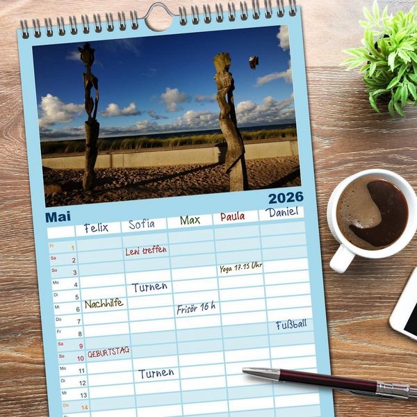 Produktbild: Familienplaner 2026 - K&uuml;hlungsborn mit 5 Spalten (Wandkalender, 21 x 45 cm) CALVENDO