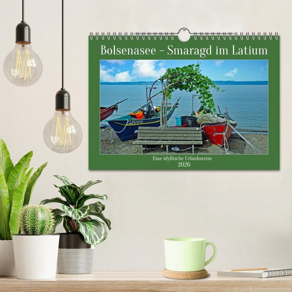 Produktbild: Bolsenasee Smaragd im Latium (Wandkalender 2026 DIN A4 quer), CALVENDO Monatskalender