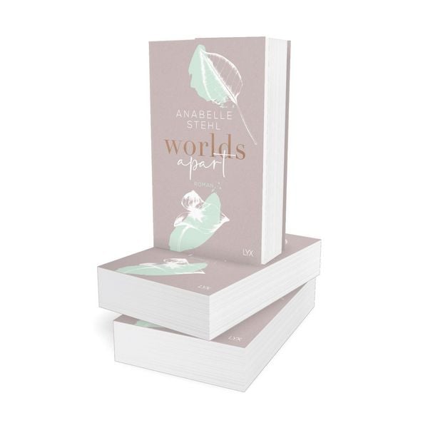 Produktbild: Worlds Apart