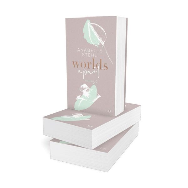 Produktbild: Worlds Apart