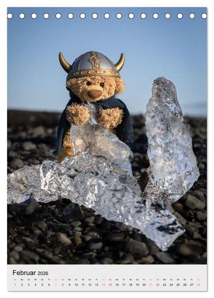 Produktbild: Travelling Teddy in Island (Tischkalender 2026 DIN A5 hoch), CALVENDO Monatskalender
