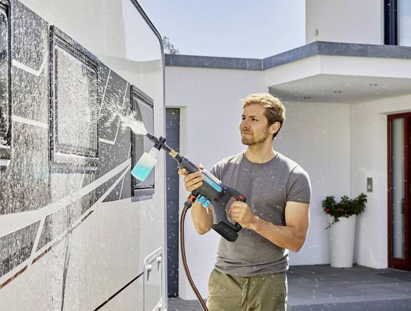 Produktbild: GARDENA AquaClean 24/18 Ready-To-Use Set Mitteldruckreiniger 24 bar