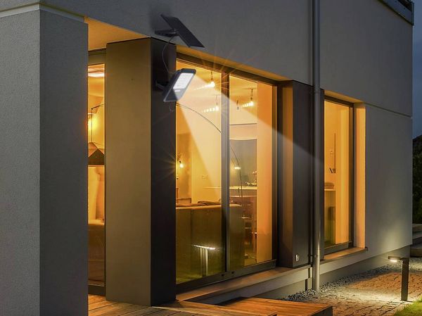 Produktbild: Sygonix SY-6313012 Solar-Wandstrahler 10W Leuchtfarben: Warmwei&szlig;