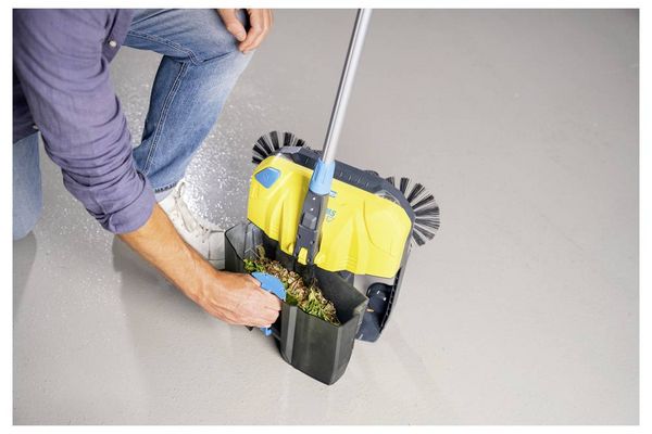 Produktbild: Gloria Haus und Garten EasySweep Akku Kehrmaschine Arbeitsbreite 40cm 1St.