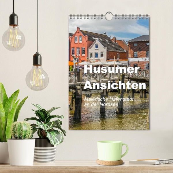 Produktbild: Husumer Ansichten, malerische Hafenstadt an der Nordsee (Wandkalender 2026 DIN A4 hoch), CALVENDO Monatskalender
