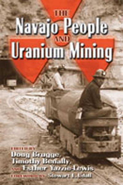 Produktbild: The Navajo People and Uranium Mining