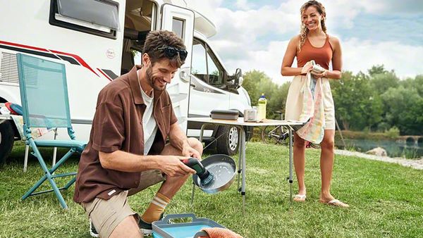 Produktbild: Bosch Home and Garden 06033E0002 UniversalBrush Set Akku-Multi-Reiniger