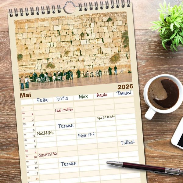Produktbild: Familienplaner 2026 - Zwischen Tradition und Moderne: Israel mit 5 Spalten (Wandkalender, 21 x 45 cm) CALVENDO