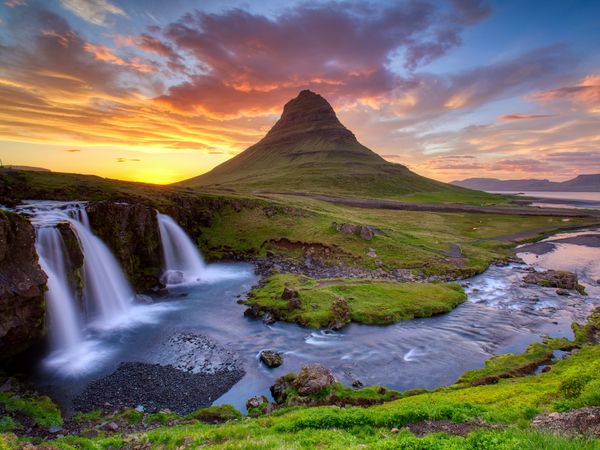 Produktbild: CALVENDO Puzzle Wasserfall Kirkjufellsfoss und Berg Kirkjufell | 1000 Teile Lege-Gr&ouml;&szlig;e 64x48cm Foto-Puzzle f&uuml;r gl&uuml;ckliche Stunden
