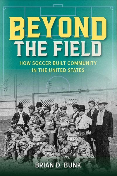 Produktbild: Bunk, B: Beyond the Field