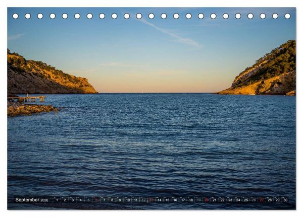 Produktbild: Ibiza K&uuml;ste, Buchten und Str&auml;nde (Tischkalender 2026 DIN A5 quer), CALVENDO Monatskalender