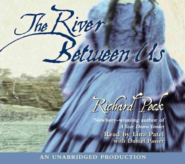 Produktbild: The River Between Us