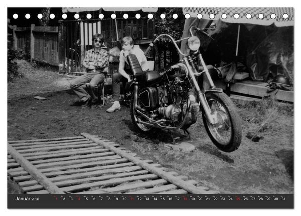Produktbild: east Rider - Biker und Bikes aus der DDR (Tischkalender 2026 DIN A5 quer), CALVENDO Monatskalender