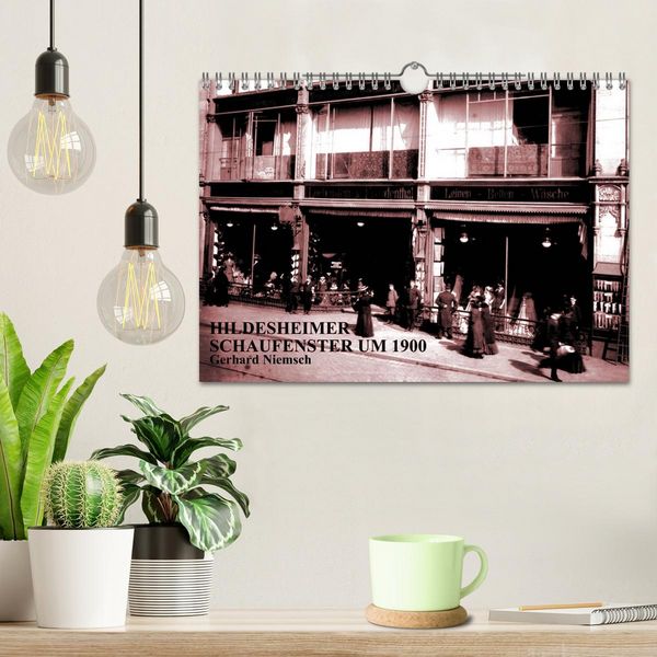 Produktbild: Hildesheimer Schaufenster um 1900 (Wandkalender 2026 DIN A4 quer), CALVENDO Monatskalender