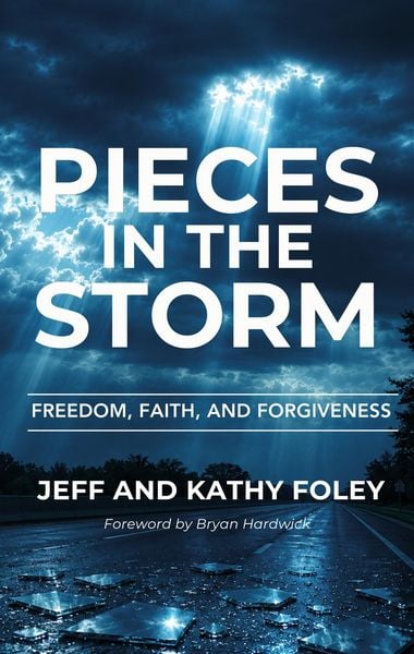 Produktbild: Pieces in the Storm