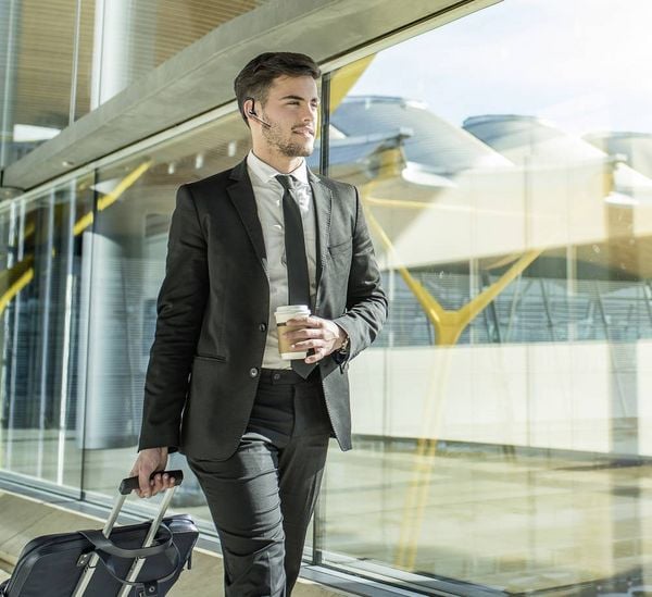Produktbild: Renkforce RF-WE-500 On Ear Headset Bluetooth&reg; Mono Schwarz Lautst&auml;rkeregelung Handy