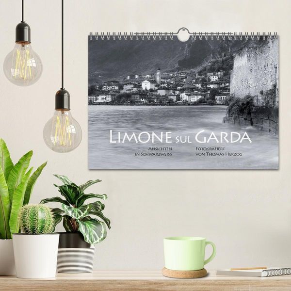 Produktbild: Limone sul Garda schwarzwei&szlig; (Wandkalender 2026 DIN A4 quer), CALVENDO Monatskalender