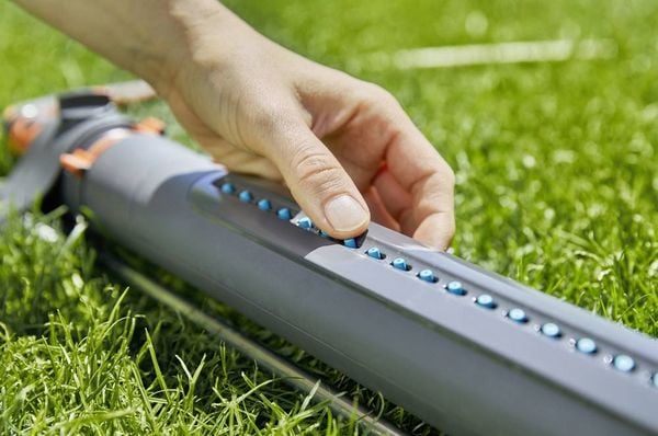 Produktbild: GARDENA 18714-20 AquaZoom L Viereckregner 28 - 350m&sup2;