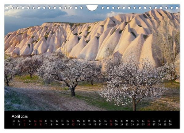 Produktbild: Landschaft im Licht (Wandkalender 2026 DIN A4 quer), CALVENDO Monatskalender